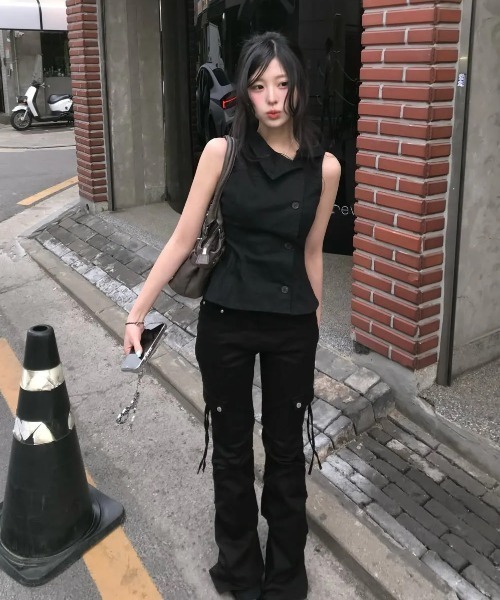 as you are（アズユーアー）の「◇ASYOUARE◇ブランド直輸入正規品/サイドタックブーツカットパンツ SIDE TUCK BOOT-CUT PANTS（カーゴパンツ・レディース・チャコール/ブラック・S/M）」の10枚目の写真