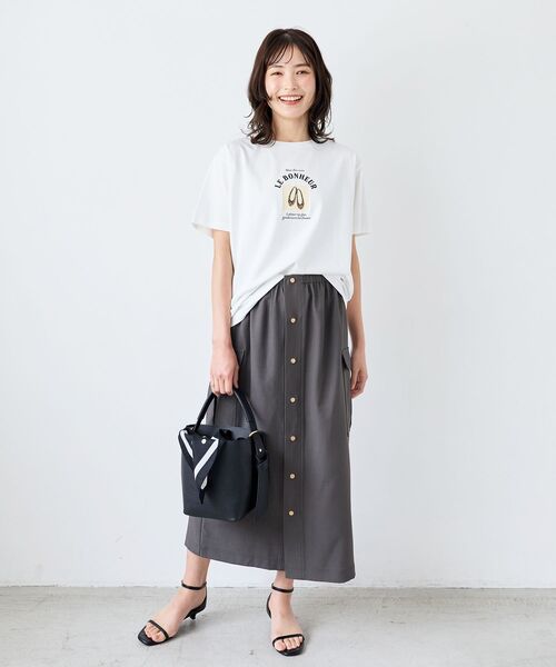 le.coeur blanc（ルクールブラン）の「LE BONHEUR TEE（Tシャツ/カットソー・レディース・オフホワイト/ブラック・38）」の10枚目の写真