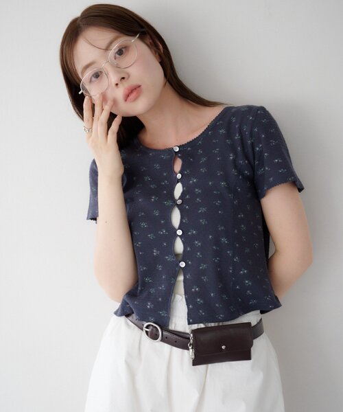 Kastane(カスタネ)の「【花柄&無地】ピコポコTEE(Tシャツ/カットソー・レディース・オフホワイト/ホワイト/ネイビー/サックスブルー/イエロー・FREE)」の3枚目の写真