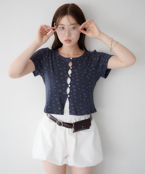 Kastane(カスタネ)の「【花柄&無地】ピコポコTEE(Tシャツ/カットソー・レディース・オフホワイト/ホワイト/ネイビー/サックスブルー/イエロー・FREE)」の6枚目の写真