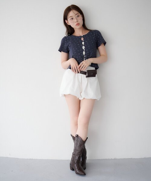 Kastane(カスタネ)の「【花柄&無地】ピコポコTEE(Tシャツ/カットソー・レディース・オフホワイト/ホワイト/ネイビー/サックスブルー/イエロー・FREE)」の10枚目の写真