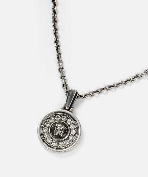 VERSACE(ヴェルサーチ)の「メドゥーサ クリスタル ネックレス(ネックレス・レディース・ゴールド/シルバー・ONE SIZE)」の2枚目の写真