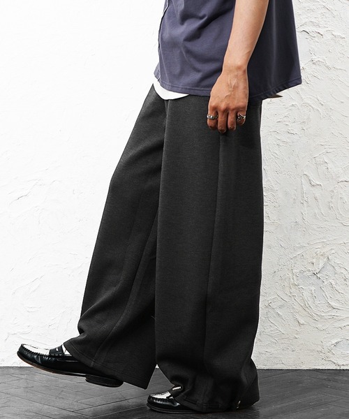 MinoriTY(マイノリティ)の「【MinoriTY】ワイドドレープ2WAYパンツ メンズ 夏服 秋服 ユニセックス ワイドパンツ(その他パンツ・メンズ・グレー/ブラック・M/L)」の4枚目の写真