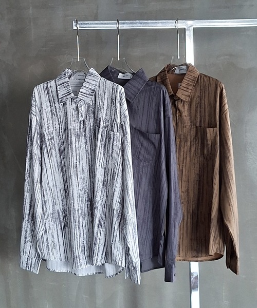 WESTBOY(ウエストボーイ)の「Y2K ストライププリント ビッグシャツ WO26W1TP16(シャツ/ブラウス・メンズ・ホワイト/グレー/ブラウン・M/L/XL)」の14枚目の写真