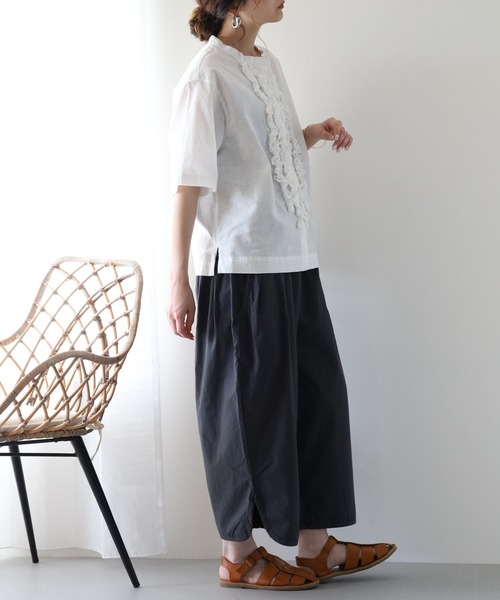 ubasoku(ウバソク)の「ubasoku 近江晒 反発CC加工 50sタイプライター ウエスト切替前後2タック裾スリット ボールパンツ(その他パンツ・レディース・オリーブ/スミクロ/ベージュ・FREE)」の9枚目の写真