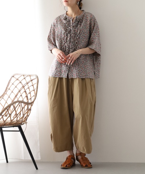 ubasoku(ウバソク)の「ubasoku 近江晒 反発CC加工 50sタイプライター ウエスト切替前後2タック裾スリット ボールパンツ(その他パンツ・レディース・オリーブ/スミクロ/ベージュ・FREE)」の15枚目の写真