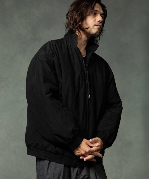 EGO TRIPPING(エゴトリッピング)の「mj11748-VOID WARM JACKET 中綿ジャケット(616760)(ブルゾン・メンズ・チャコール/レッド/ブラック・46/48)」の1枚目の写真