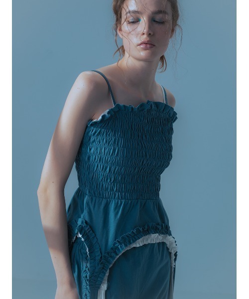 ELCHELE(エルチェレ)の「FRILL CUT CAMI(Tシャツ/カットソー・レディース・ブルー/オフホワイト/スミクロ・FREE)」の14枚目の写真