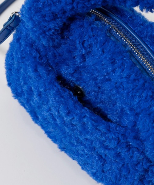 MAISON SPECIAL(メゾンスペシャル)の「【2026Autumn PRE-ORDER】Fur Round Mini Bag/ファーラウンドミニバッグ(ハンドバッグ・レディース・ブルー/ブラック/アイボリー/マルチ・FREE)」の16枚目の写真