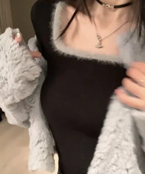 NANEA(ナネア)の「配色スクエアネックニットロンT(ニット/セーター・レディース・ホワイト/ブラック/ピンク・フリー)」の8枚目の写真