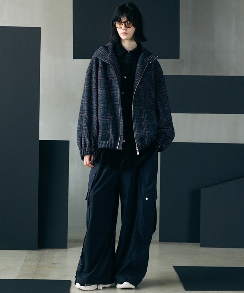 MAISON SPECIAL(メゾンスペシャル)の「《UNISEX》Glossy Velour Prime-Over Long Sleeve Shirt Coat/グロッシーベロアプライムオーバーシャツコート【MAISON SPECIAL/メゾンスペシャル】(シャツ/ブラウス・メンズ・ピンク/グレイッシュベージュ/ブラック/ネイビー・0/2/1)」の8枚目の写真