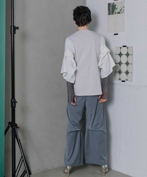 MARECHAL TERRE(マルシャルテル)の「タックフレアースリーブトップス(Tシャツ/カットソー・レディース・ライトグレー/ブラック/ネイビー/オフホワイト・MEDIUM)」の16枚目の写真