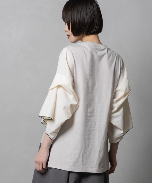 MARECHAL TERRE(マルシャルテル)の「タックフレアースリーブトップス(Tシャツ/カットソー・レディース・ライトグレー/ブラック/ネイビー/オフホワイト・MEDIUM)」の21枚目の写真