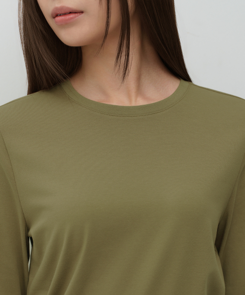 MUSINSA STANDARD WOMAN（ムシンサスタンダードウーマン）の「ウィメンズフレキシブルクルーネック長袖Tシャツ[セージ]（Tシャツ/カットソー・レディース・その他・LARGE/MEDIUM/SMALL/X-SMALL）」の4枚目の写真