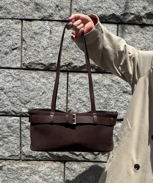 Mollini(モリーニ)の「TILDA-MO(ショルダーバッグ・レディース・ブラック/チョコ・FREE)」の20枚目の写真