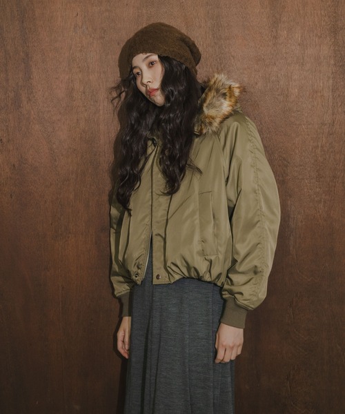 TICCA(ティッカ)の「『別注』TICCA×URBAN RESEARCH ショートN2Bジャケット(ダウンジャケット/コート・レディース・カーキ/モカ・FREE)」の11枚目の写真
