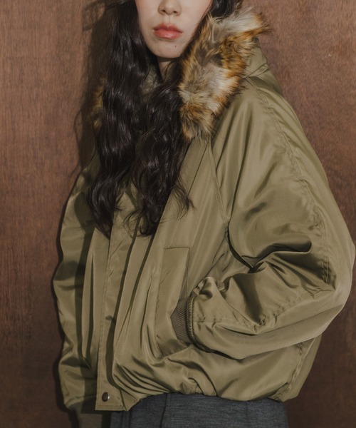TICCA(ティッカ)の「『別注』TICCA×URBAN RESEARCH ショートN2Bジャケット(ダウンジャケット/コート・レディース・カーキ/モカ・FREE)」の15枚目の写真