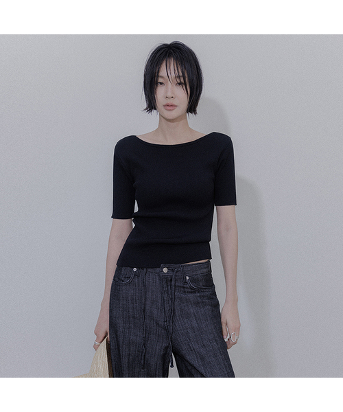 MEMUA(メムア)の「モネ ボートネック ハーフスリーブ ニット(ニット/セーター・レディース・アイボリー/ベージュ/ブラック・FREE)」の2枚目の写真