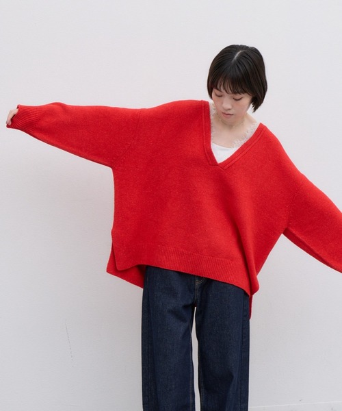 CIAOPANIC TYPY(チャオパニックティピー)の「∴深Vレースドッキングオーバーニット(ニット/セーター・レディース・グレー/レッド/ブラック/オフホワイト・ONE SIZE)」の4枚目の写真