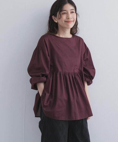 URBAN RESEARCH DOORS(アーバンリサーチドアーズ)の「コットンツイル2WAYギャザーブラウス(シャツ/ブラウス・レディース・ブラウン系その他/ボルドー/ブラック・FREE)」の3枚目の写真
