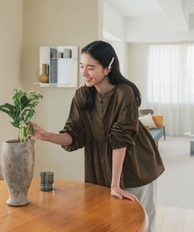 URBAN RESEARCH DOORS（アーバンリサーチドアーズ）の「コットンツイル2WAYギャザーブラウス（シャツ/ブラウス）」