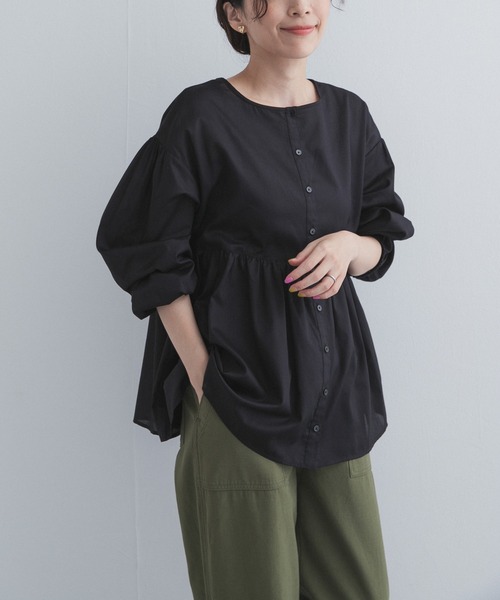 URBAN RESEARCH DOORS(アーバンリサーチドアーズ)の「コットンツイル2WAYギャザーブラウス(シャツ/ブラウス・レディース・ブラウン系その他/ボルドー/ブラック・FREE)」の5枚目の写真