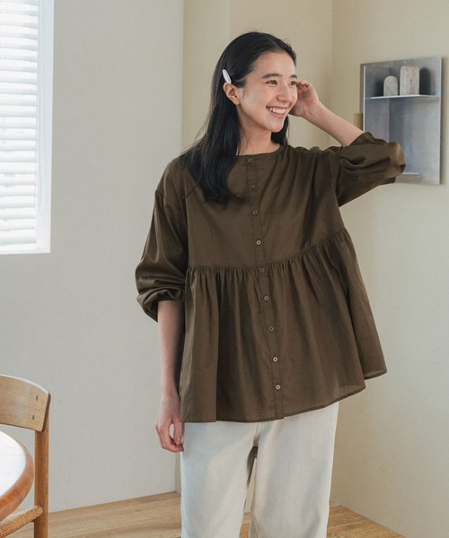 URBAN RESEARCH DOORS(アーバンリサーチドアーズ)の「コットンツイル2WAYギャザーブラウス(シャツ/ブラウス・レディース・ブラウン系その他/ボルドー/ブラック・FREE)」の14枚目の写真