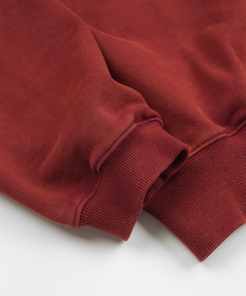 FRIZMWORKS（フリズムワークス）の「VINTAGE DYEING HALF ZIP SWEAT _ VINTAGE RED（スウェット・メンズ・その他・SMALL/MEDIUM/LARGE）」の5枚目の写真