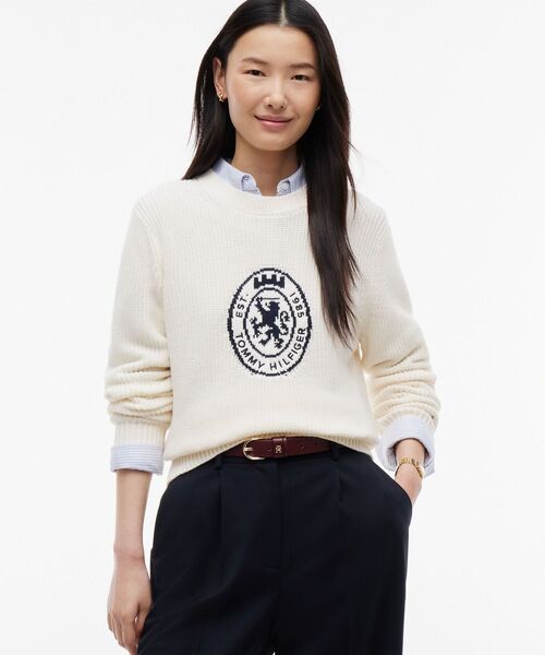 TOMMY HILFIGER（トミーヒルフィガー）の「コットンボートクルーネックレギュラーフィットセーター（ニット/セーター・レディース・ホワイト/ネイビー・SMALL/X-SMALL）」の2枚目の写真