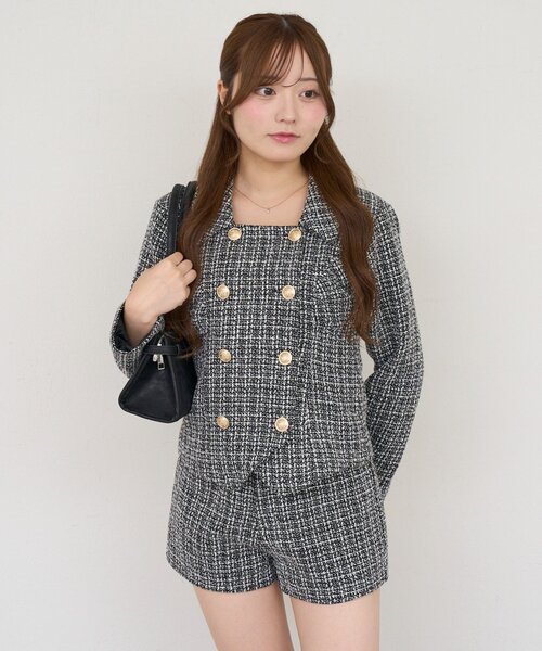 continuer de NICE CLAUP(コンティニューデナイスクラップ)の「金ボタンツイードショートパンツ(その他パンツ・レディース・ブラック/オフホワイト・FREE)」の7枚目の写真