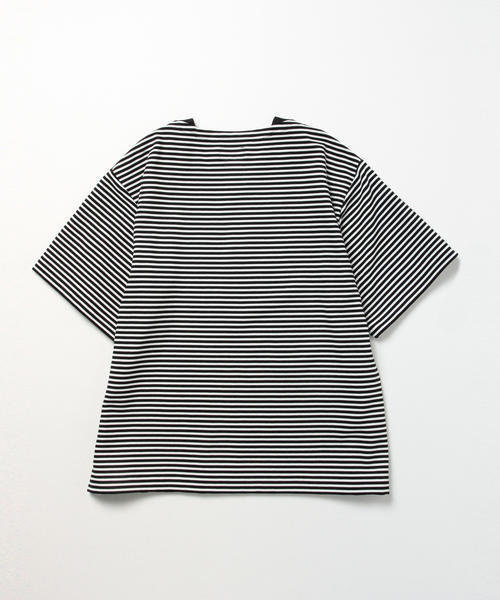 International Gallery BEAMS（インターナショナルギャラリービームス）の「TA CA Si / ビッグシルエット ボーダーＴシャツ（Tシャツ/カットソー・メンズ・ネイビー/ブラック・44/46/48）」の14枚目の写真