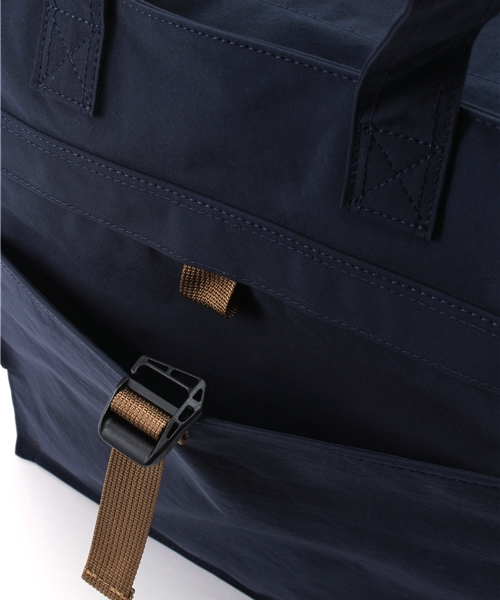HEAD PORTER（ヘッドポーター）の「JACKSON/TOTE BAG（トートバッグ・メンズ・ネイビー/ブラック/レッド・FREE）」の9枚目の写真