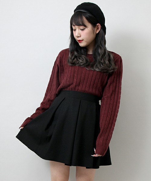 PUNYUS（プニュズ）の「ケーブルニット（ニット/セーター・レディース・ワイン/ベージュ/杢グレー/ダークグリーン/オフホワイト/マスタード・2/4/1/3）」の6枚目の写真