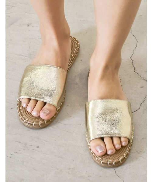 Re:EDIT(リエディ)の「ジュート風ワンベルト軽量サンダル(サンダル)」|ゴールド