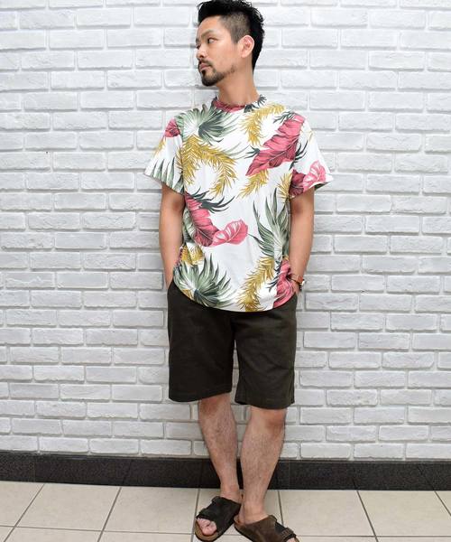 OLD BETTY'S（オールドベティーズ）の「Leaf Pattern Print T-shirts/ リーフ プリント Tシャツ（Tシャツ/カットソー・レディース・オフホワイト/スミクロ・36/38/40）」の8枚目の写真