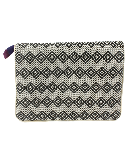 MIDWEST（ミッドウエスト）の「GALERIE  DES  BAINS プリントビーチクラッチバック（クラッチバッグ・レディース・ブラック・FREE）」の6枚目の写真