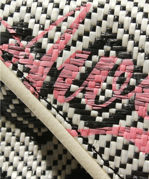 MIDWEST（ミッドウエスト）の「GALERIE  DES  BAINS プリントビーチクラッチバック（クラッチバッグ・レディース・ブラック・FREE）」の3枚目の写真