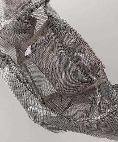 BEAUTY&YOUTH UNITED ARROWS(ビューティーアンドユースユナイテッドアローズ)の「BY メタリックチュールショップバッグ о(エコバッグ/サブバッグ・レディース・ゴールド/シルバー・FREE)」の4枚目の写真