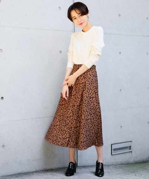 LOWRYS FARM（ローリーズファーム）の「ヘンリーワッフルプルオーバー　 808797（Tシャツ/カットソー・レディース・ブラック/ブラウン/オフホワイト・MEDIUM/LARGE）」の4枚目の写真