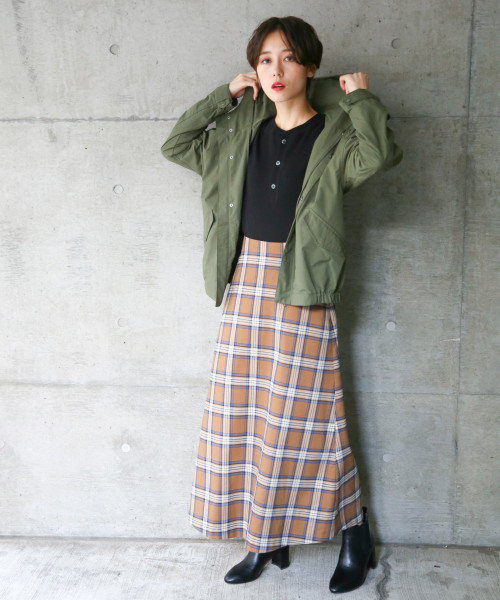 LOWRYS FARM（ローリーズファーム）の「ヘンリーワッフルプルオーバー　 808797（Tシャツ/カットソー・レディース・ブラック/ブラウン/オフホワイト・MEDIUM/LARGE）」の14枚目の写真