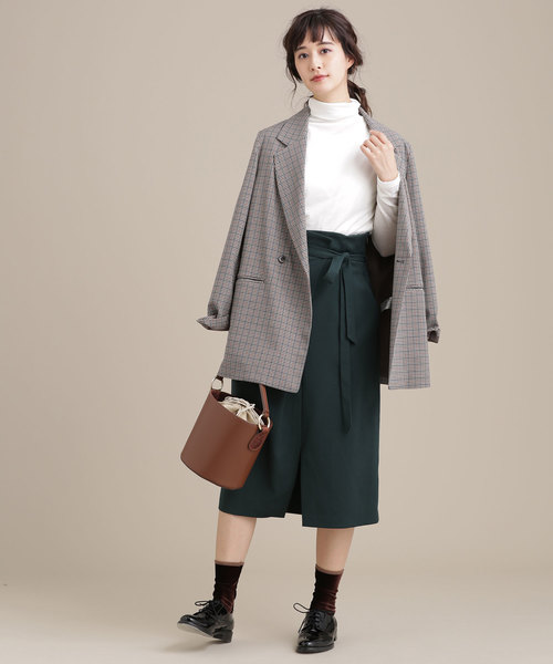 NANO universe（ナノユニバース）の「アシメタックベルト付きスカート（スカート・レディース・ブラック/ダークグリーン/ベージュ/イエロー・38/36）」の4枚目の写真