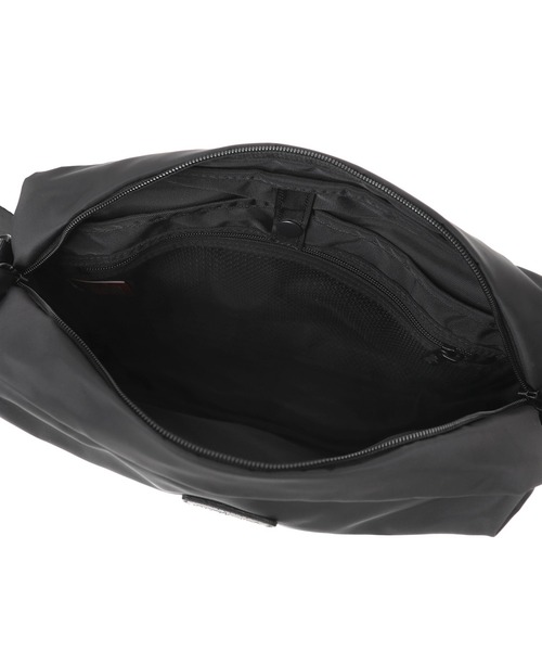 Manhattan Portage BLACK LABEL（マンハッタンポーテージ　ブラックレーベル）の「TWILL SHERMAN SQUARE BAG（ショルダーバッグ・メンズ・ブラック・SMALL）」の12枚目の写真