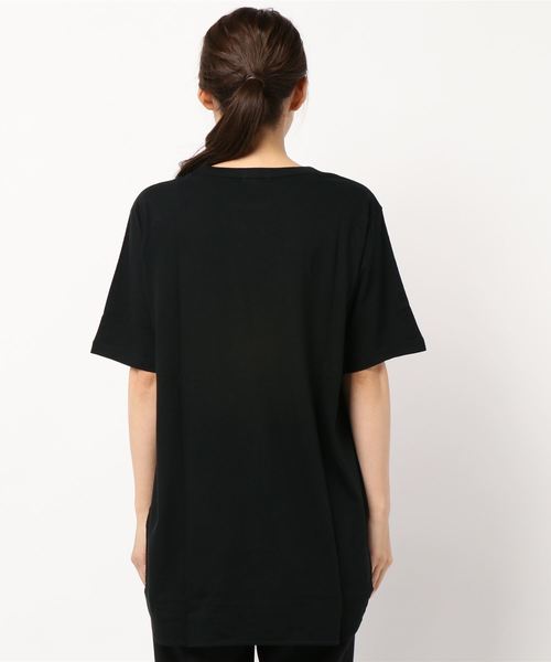 VERMEIL par iena(ヴェルメイユパーイエナ)の「裾 ラウンド Tシャツ◆(Tシャツ/カットソー・レディース・ブラック/ブラウン・FREE)」の4枚目の写真
