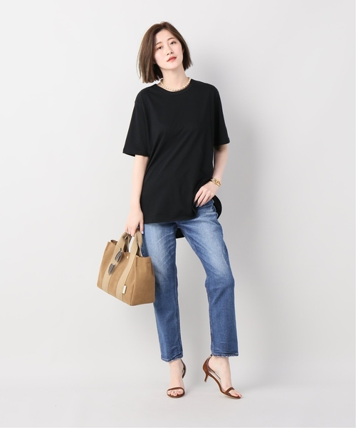 VERMEIL par iena(ヴェルメイユパーイエナ)の「裾 ラウンド Tシャツ◆(Tシャツ/カットソー・レディース・ブラック/ブラウン・FREE)」の7枚目の写真