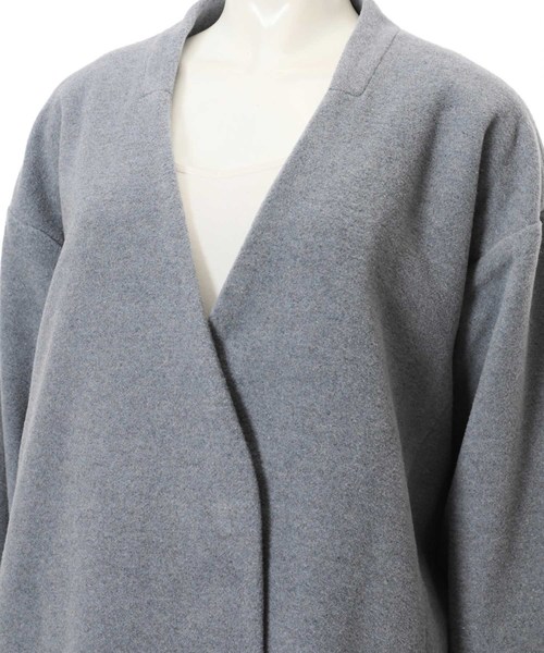 fifth（フィフス）の「ドロップショルダーノーカラーコート（トレンチコート・レディース・グレー/ブルー/モカ・SMALL/MEDIUM）」の9枚目の写真