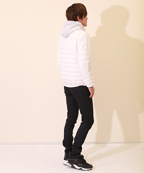 And A（アンドエー）の「ノーカラーライトダウンジャケット（ダウンジャケット/コート・メンズ・ホワイト/ブラック・40/42/44）」の15枚目の写真