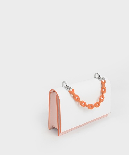 CHARLES & KEITH(チャールズ & キース)の「チェーン トップハンドルバッグ / Chain Top Handle Bag(ハンドバッグ・レディース・ブラック/イエロー系その他/ライトピンク/ブルー系その他2/グレー・S)」の21枚目の写真