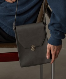 MONO-MART | シンセティックレザー スクエアショルダーバッグ レザー ミニショルダーバッグ ネックポーチ(ショルダーバッグ)