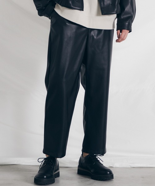 WYM LIDNM（ウィム バイ リドム）の「FAKE LEATHER TROUSERS -2021 S/S 2nd COLLECTION-（その他パンツ・メンズ・ブラック/ブラウン・S/M/L）」の7枚目の写真