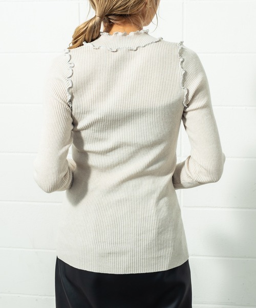 mystic（ミスティック）の「シャイニーパイピングリブニット（ニット/セーター・レディース・ブラック/ベージュ/オフホワイト/ピンク/ブルー・FREE）」の12枚目の写真